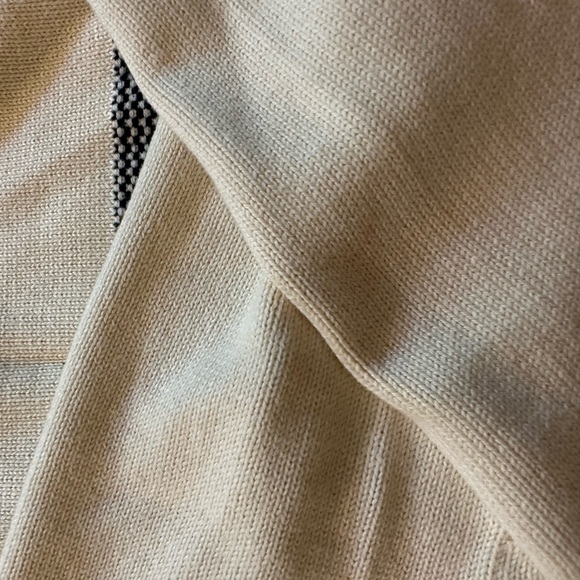 J.Crew size medium sweater, a few stains but seen as in pictures - Picture 3 of 5